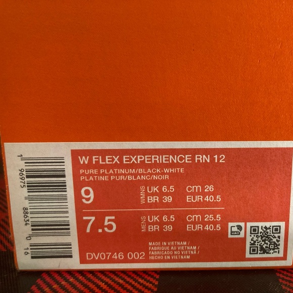 Nike Flex Experience Run 12 - Picture 2 of 5
